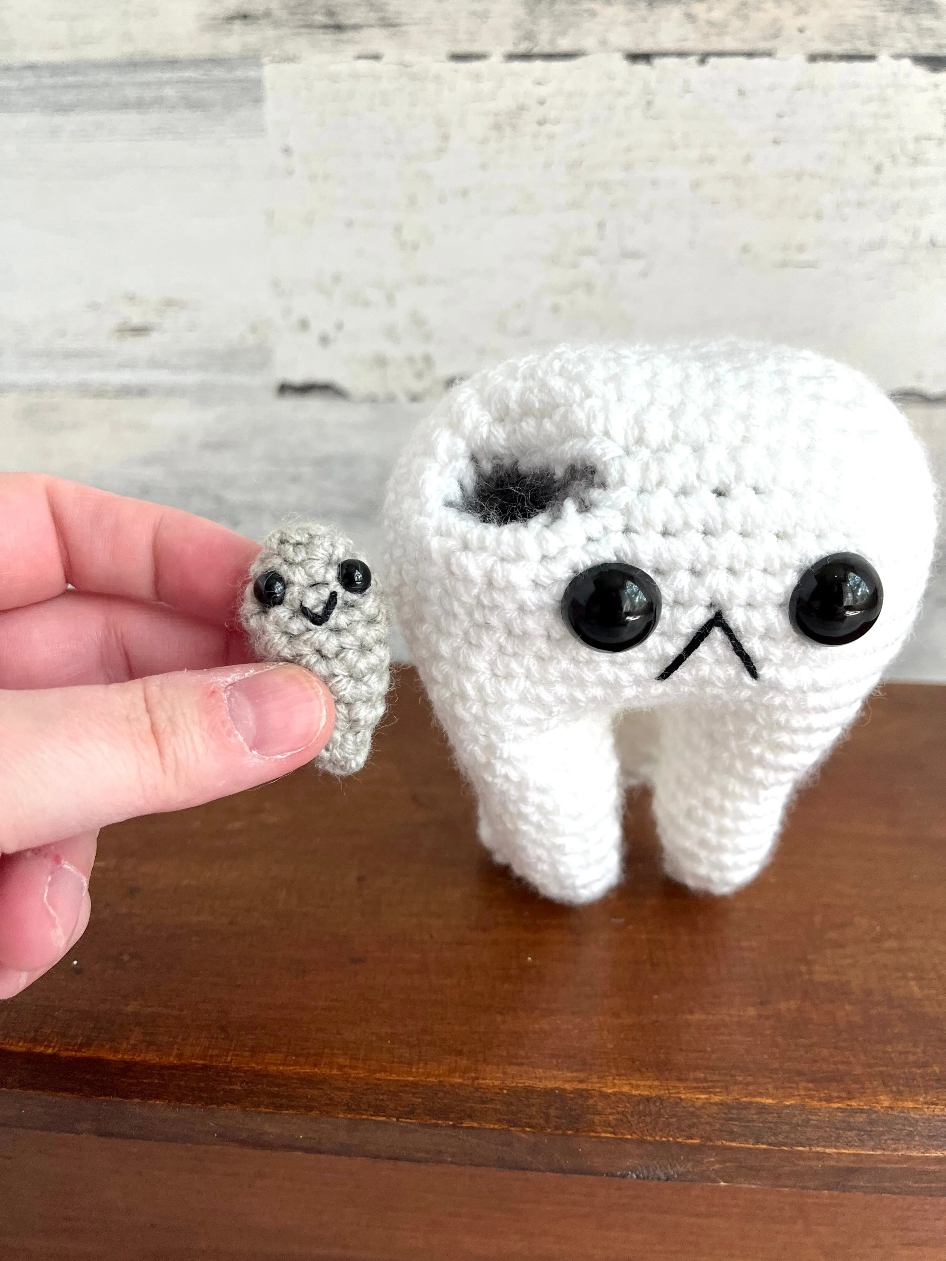 Interactive Crochet Teeth